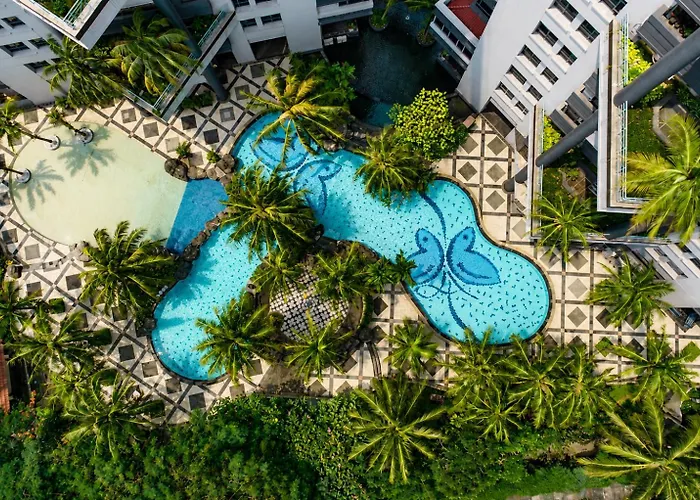Grand Tropic Suites Hotel